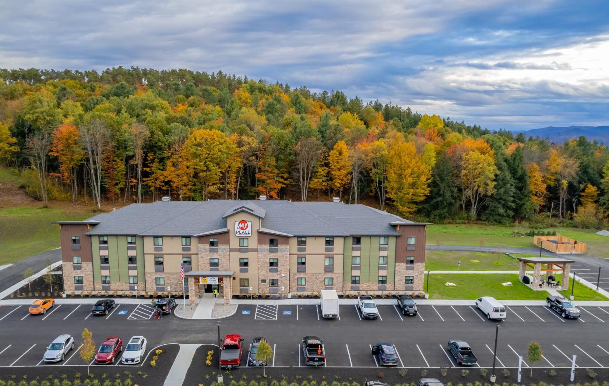 My Place Hotel-Randolph, Vt المظهر الخارجي الصورة